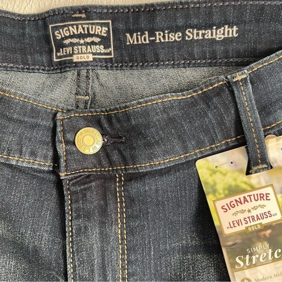 NWT Signature By Levis Gold Women's Size 20 short Mid Rise Straight Cotton Blend - Picture 5 of 10